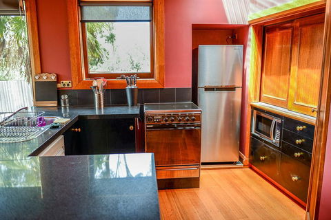 Bridge View Retreat - Holiday Cairns 27