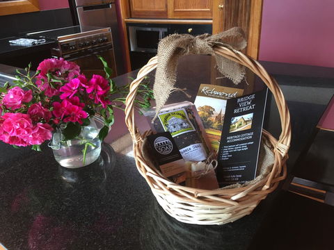 Bridge View Retreat - Holiday Cairns 12