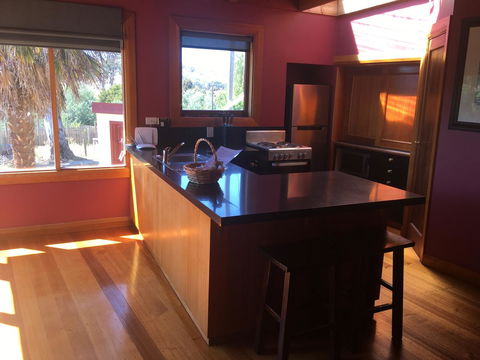 Bridge View Retreat - Holiday Cairns 18