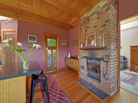 Bridge View Retreat - Holiday Cairns 33