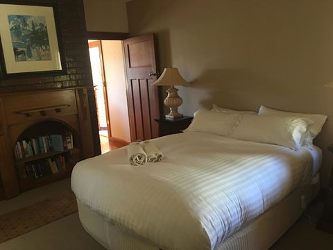 Bridge View Retreat - Holiday Cairns 20