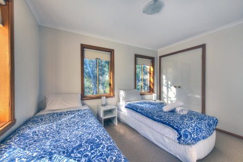 Freycinet Sanctuary 5 - Holiday Cairns 5