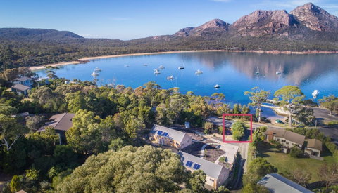 Freycinet Timber Cottage 1 - Holiday Cairns 0