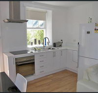 Hobart Colonial Apartment - Holiday Cairns