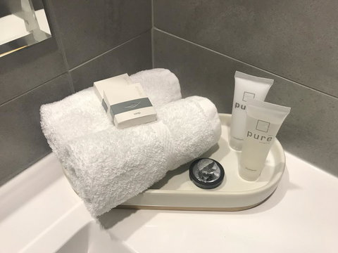 Risdon Brook Hotel - Holiday Cairns 7