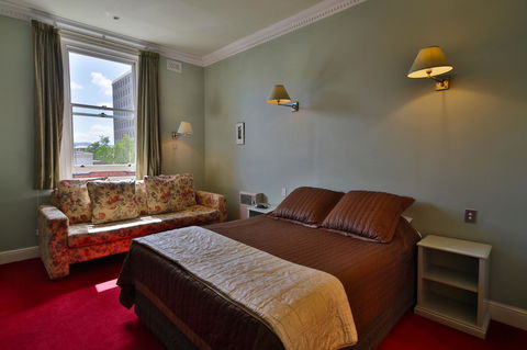 Astor Private Hotel - Holiday Cairns 5