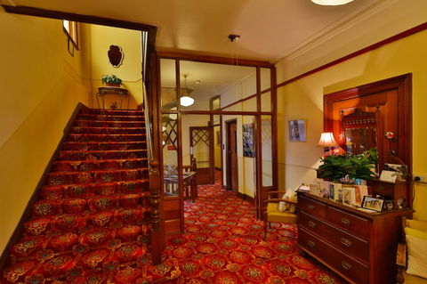 Astor Private Hotel - Holiday Cairns 24