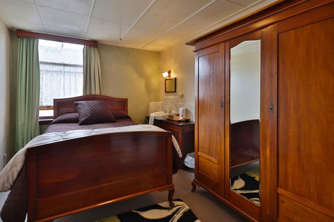 Astor Private Hotel - Holiday Cairns 22