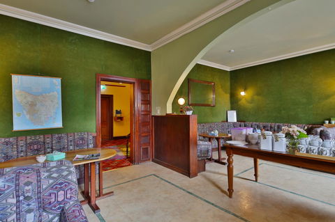 Astor Private Hotel - Holiday Cairns 20