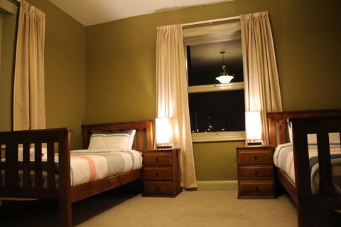 The Tasmanian Inn - Holiday Cairns 39