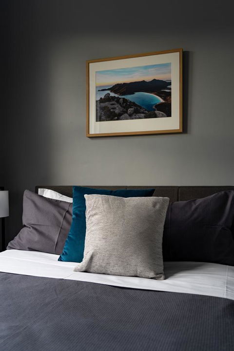 The Tasmanian Inn - Holiday Cairns 5