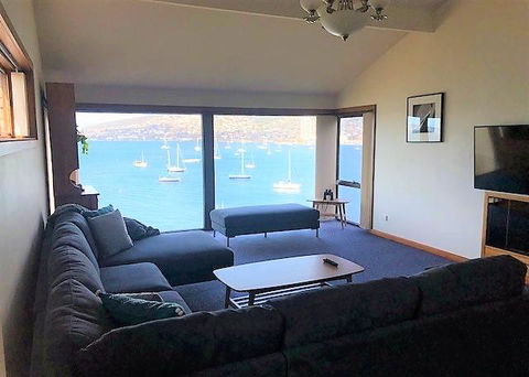 My Hobart Stay - Holiday Rentals - Holiday Cairns 4