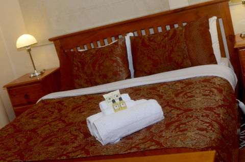 Edinburgh Gallery Bed & Breakfast - Holiday Cairns 20