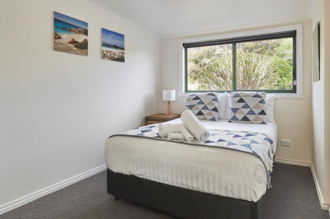 DOLPHIN LOOKOUT COTTAGE - Amazing Views Of The Bay Of Fires - Holiday Cairns 15