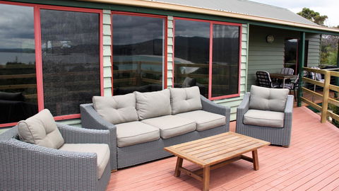 DOLPHIN LOOKOUT COTTAGE - Amazing Views Of The Bay Of Fires - Holiday Cairns 7