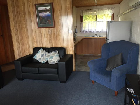 Regatta Point Tavern & Holiday Villas - Holiday Cairns 12