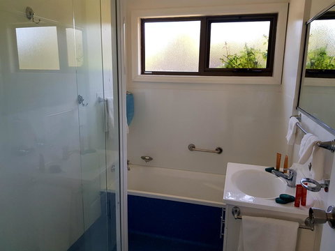Regatta Point Tavern & Holiday Villas - Holiday Cairns 33