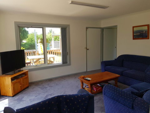 Regatta Point Tavern & Holiday Villas - Holiday Cairns 29
