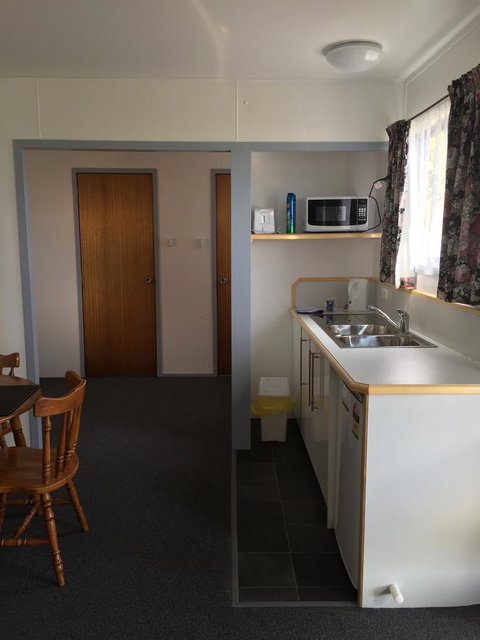 Regatta Point Tavern & Holiday Villas - Holiday Cairns 15