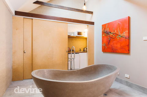 Devine Stays - Hayloft On ELizabeth - Holiday Cairns 3