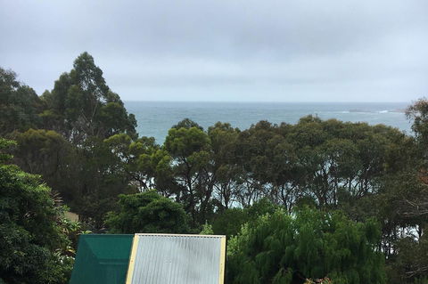 HIDDEN HAVEN Binalong Bay - Holiday Cairns 11