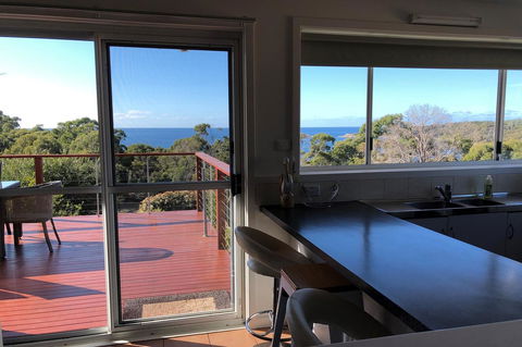 BAY OF FIRES SEACHANGE Ocean Frontage - Holiday Cairns 3