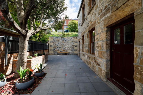 Blue Magnolia - Holiday Cairns 3