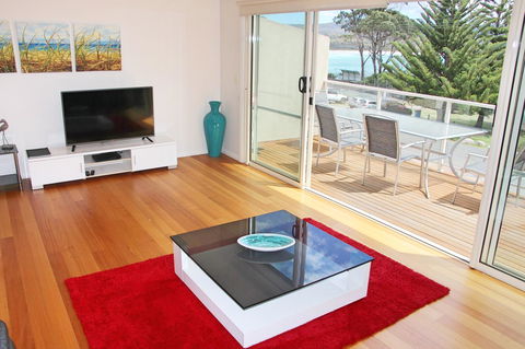 Seaview Apartment - Holiday Cairns 1