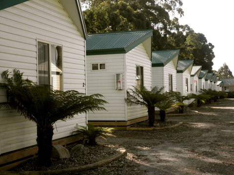 Strahan Beach Tourist Park - Holiday Cairns 8
