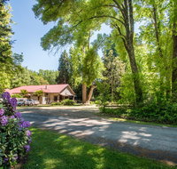 Avalon House - Holiday Cairns