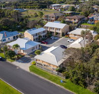 Port Campbell Parkview Motel  Apartments - Holiday Cairns