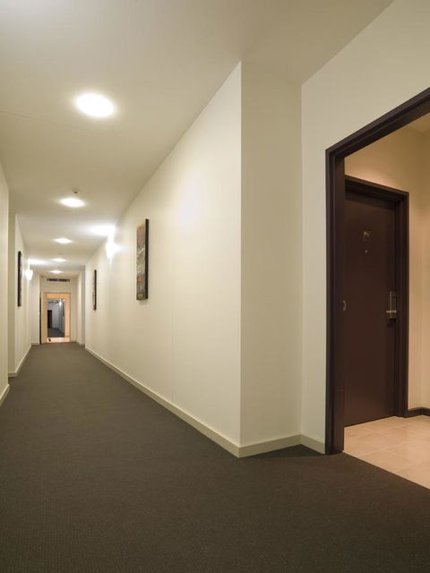 Quest Glen Waverley - Holiday Cairns 4