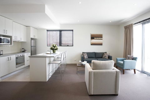 Quest Glen Waverley - Holiday Cairns 10