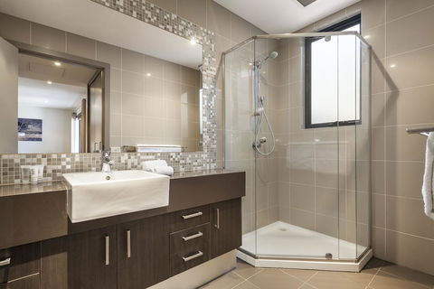 Quest Glen Waverley - Holiday Cairns 14