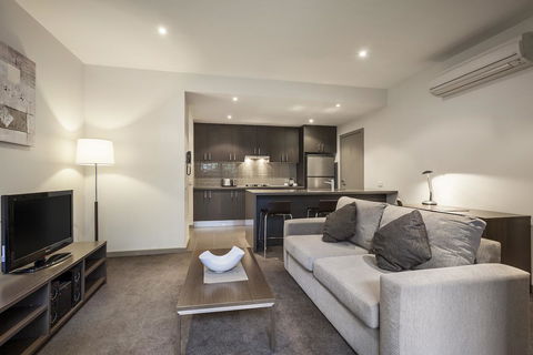 Quest Glen Waverley - Holiday Cairns 15
