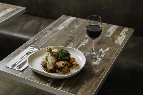 Brady Hotels Central Melbourne - Holiday Cairns 23