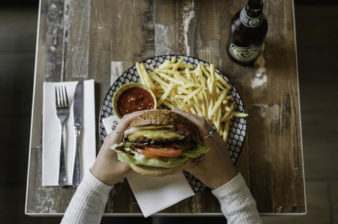 Brady Hotels Central Melbourne - Holiday Cairns 24