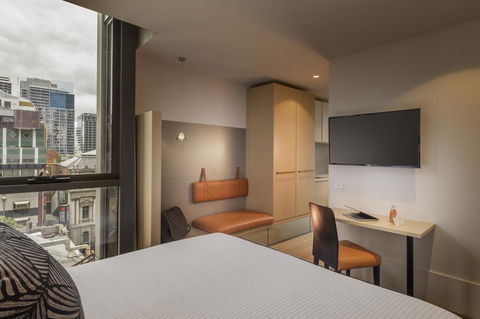 Brady Hotels Central Melbourne - Holiday Cairns 5