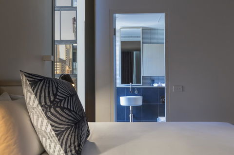 Brady Hotels Central Melbourne - Holiday Cairns 41