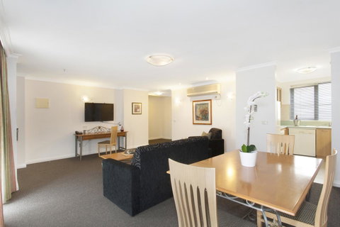 Melbourne Metropole Central Official - Holiday Cairns 40