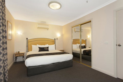 Melbourne Metropole Central Official - Holiday Cairns 26