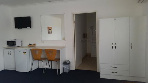 Heyfield Motel And Apartments - Holiday Cairns 40