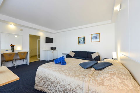 Heyfield Motel And Apartments - Holiday Cairns 34