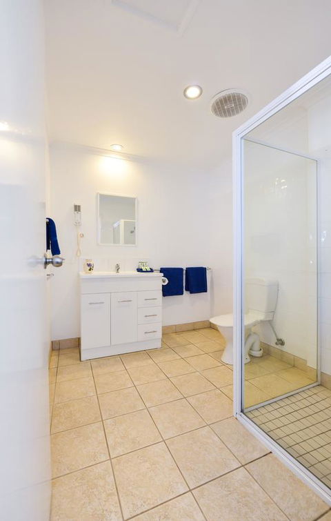 Heyfield Motel And Apartments - Holiday Cairns 26
