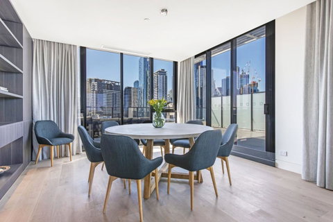 Melbourne City Apartments - Teri - Holiday Cairns 30
