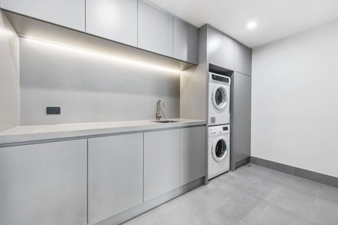 Melbourne City Apartments - Teri - Holiday Cairns 6