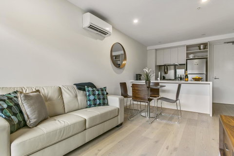 Melbourne City Apartments - Teri - Holiday Cairns 42