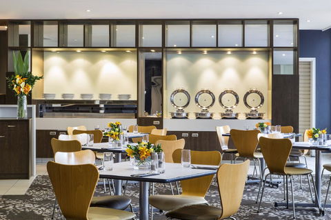 Holiday Inn Melbourne Airport, An IHG Hotel - Holiday Cairns 9
