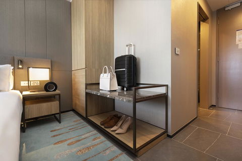 Novotel Melbourne Central - Holiday Cairns 37