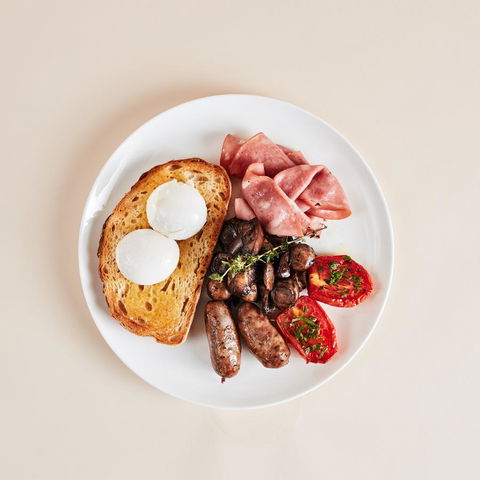 Novotel Melbourne Central - Holiday Cairns 14